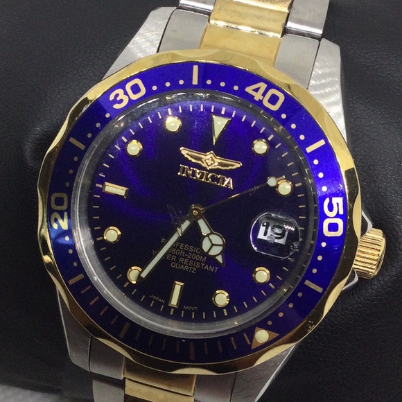 Invicta Men's Watch: Gold & Silver with Blue Face - Model 8935 - Picture 2 of 7